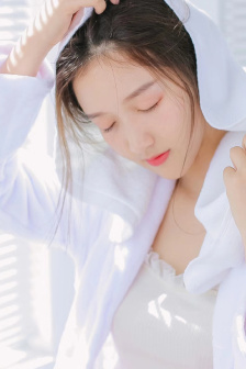 性饥渴老妇XXXⅩOOOO按摩